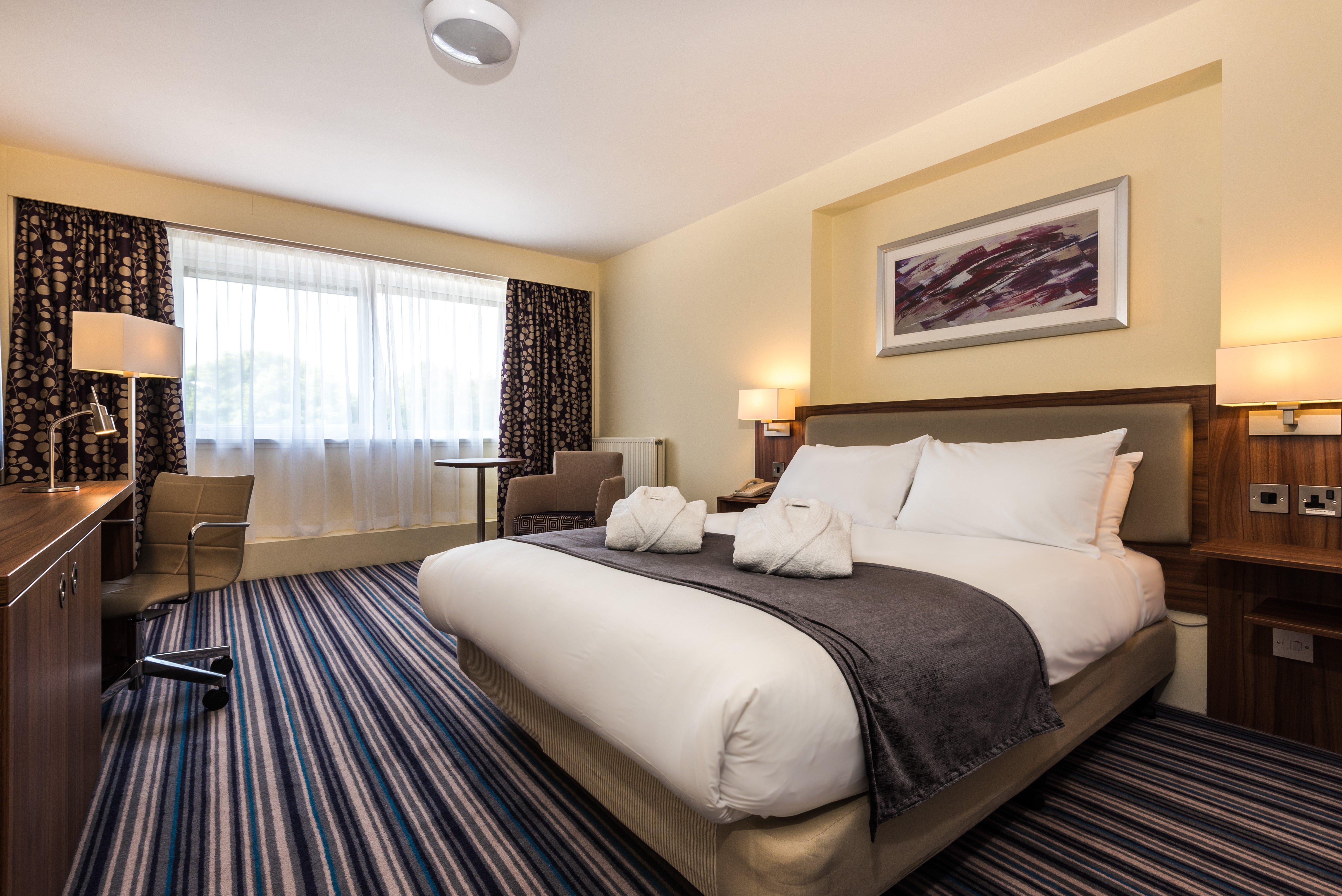 Holiday Inn Warrington By Ihg Exterior foto